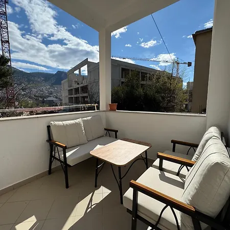 Workspace With Monitor Center Parking, Ac Apartamento Mostar